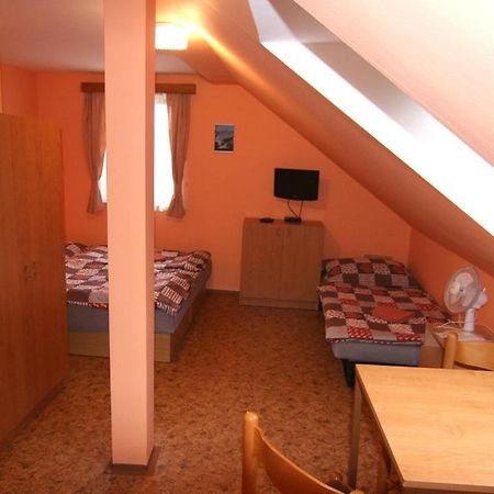 Hotel Penzion U Kapra Třeboň Exteriér fotografie