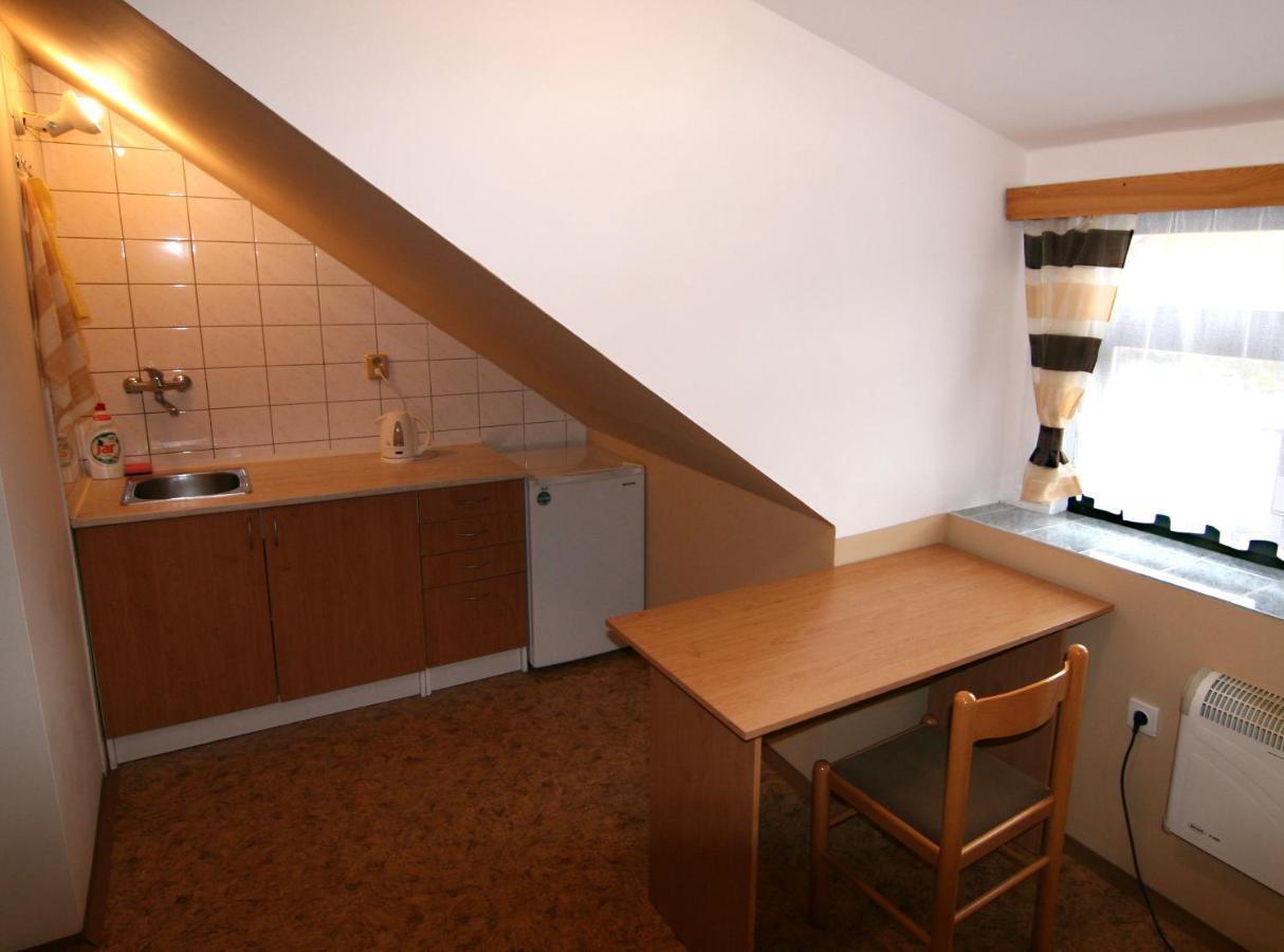 Hotel Penzion U Kapra Třeboň Exteriér fotografie